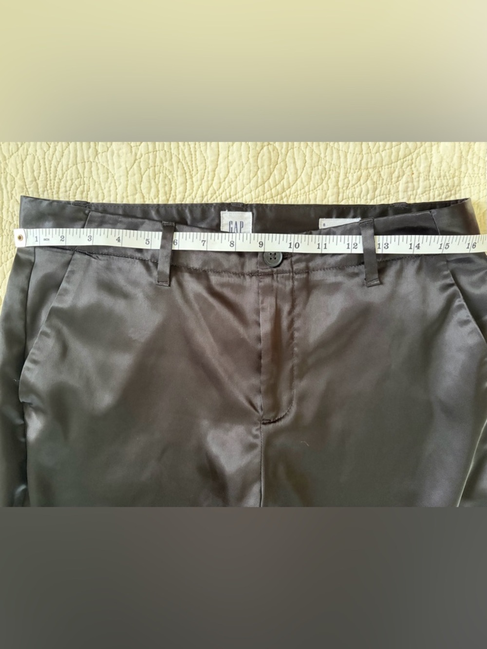 Gap Women’s Girlfriend Mid Rise Crop Satin Pants - Picture 6 of 7
